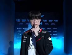 LOL外網(wǎng)热议，S15在(zài)中国举办，Faker受(shòu)魔咒困扰，GEN拿到(dào)夺冠(guān)剧本