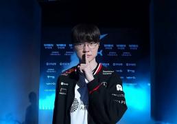 LOL外網(wǎng)热议，S15在(zài)中国举办，Faker受(shòu)魔咒困扰，GEN拿到(dào)夺冠(guān)剧本