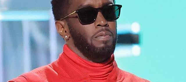 八卦消息：川普考虑为吹牛老爹减刑。