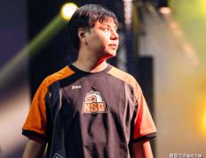 网传电竞圈重大事件，中国顶级选手10月离队，加入沙特豪门战队