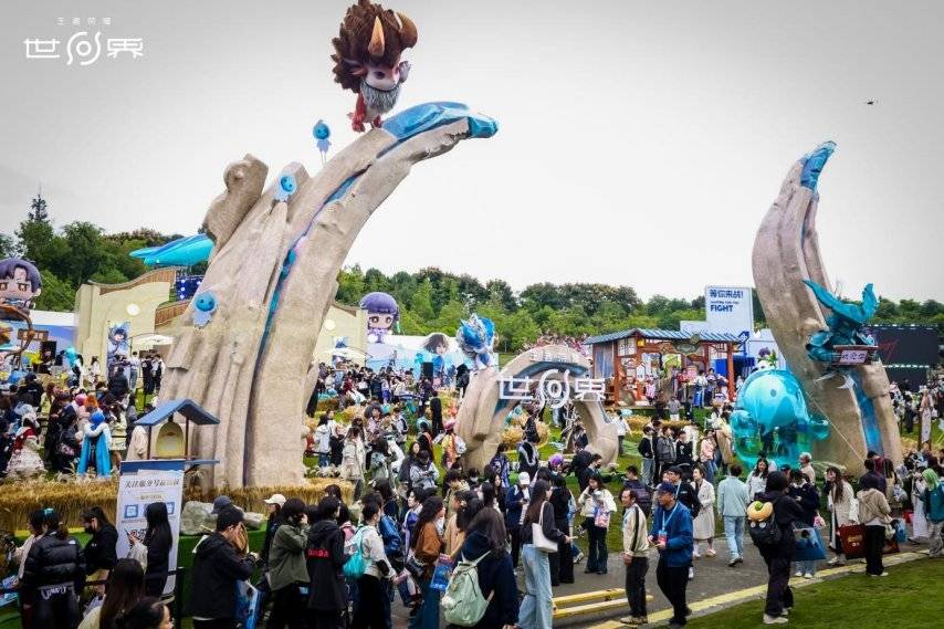 王(wáng)者(zhě)荣耀(yào)十周年重磅官宣，《王(wáng)者(zhě)荣耀(yào)世界》2026年春(chūn)天與(yǔ)玩家见面