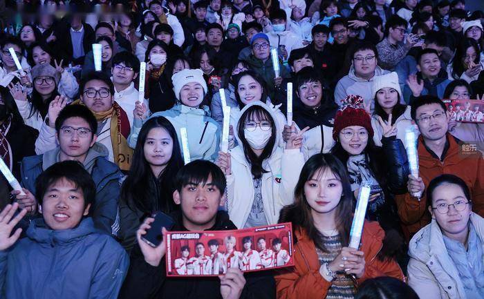 鸟巢里的KPL年度总决赛